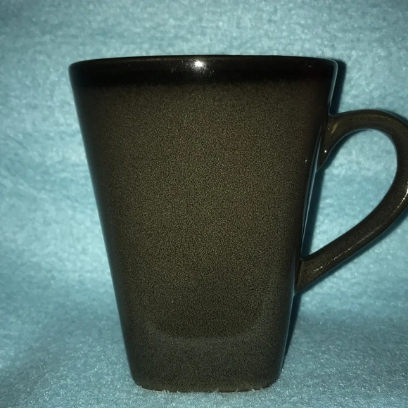 222 FIFTH stoneware coffee cups square bottoms - Picture 2 of 6